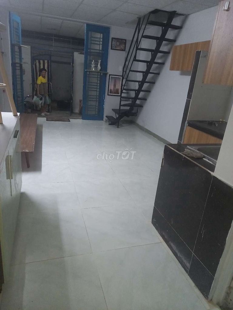 75m² Two-Level House with Security and Utilities
