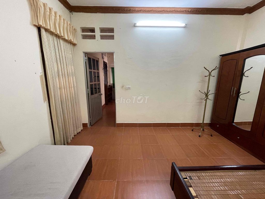One-Bedroom House in Police Housing Complex Q2