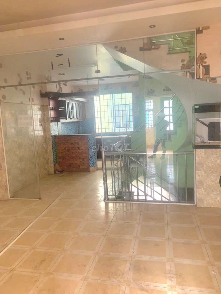 Spacious 4-Bedroom Townhouse in District 8