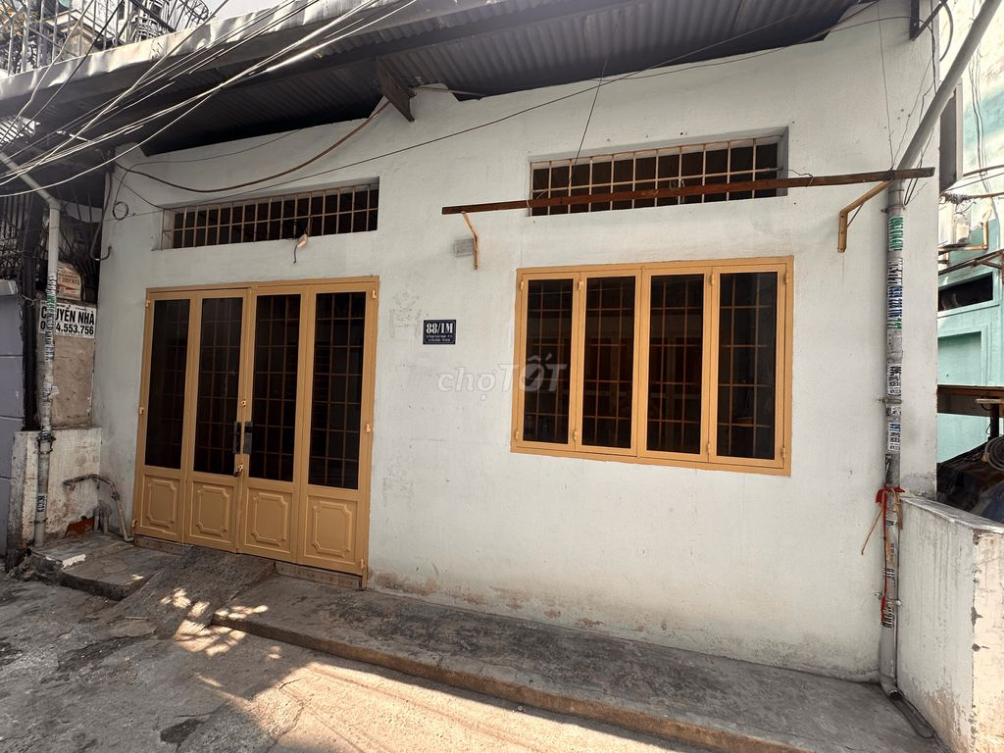 Compact 1-Bedroom Apartment in Quiet Residential Area