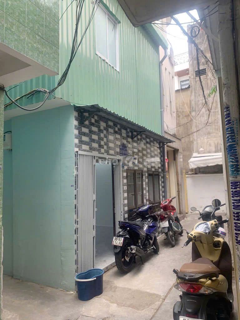 Two-Story House Near An Dong Market