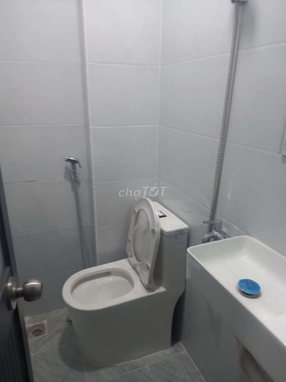 Compact 2-Bedroom House with Multiple Bathrooms