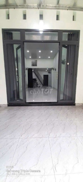 4x17m House for Rent in District 9 - Suitable for Office or Living