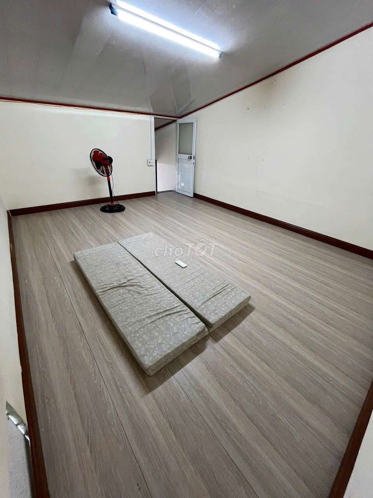 2-Bedroom House with AC near Hoa Binh Market
