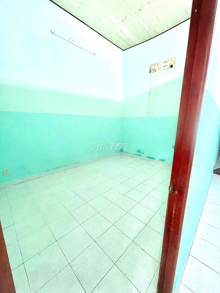 4x17m House with One Bedroom in Go Dau