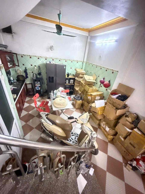 4-поверховий будинок в оренду в районі Кім Зянг, Дай Кім, Ханой