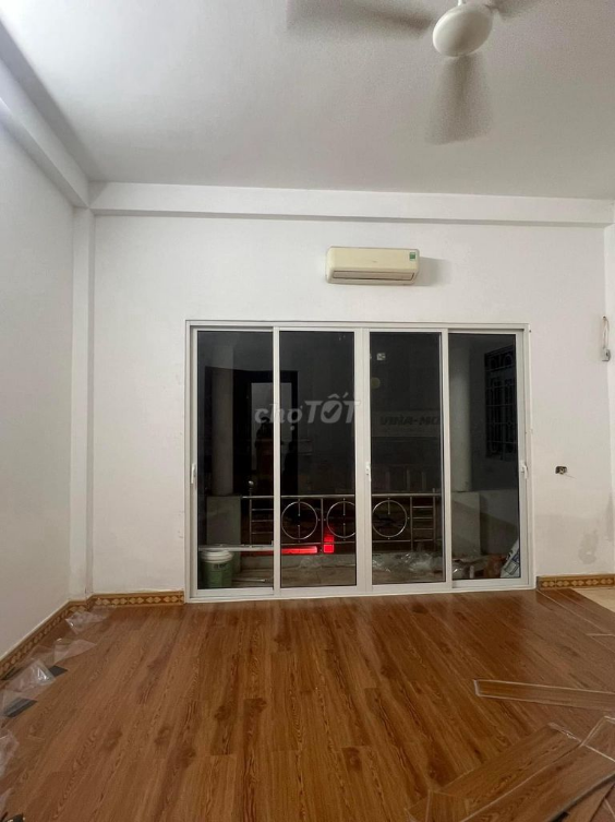 Spacious 5-Story House near My Dinh Stadium for Rent