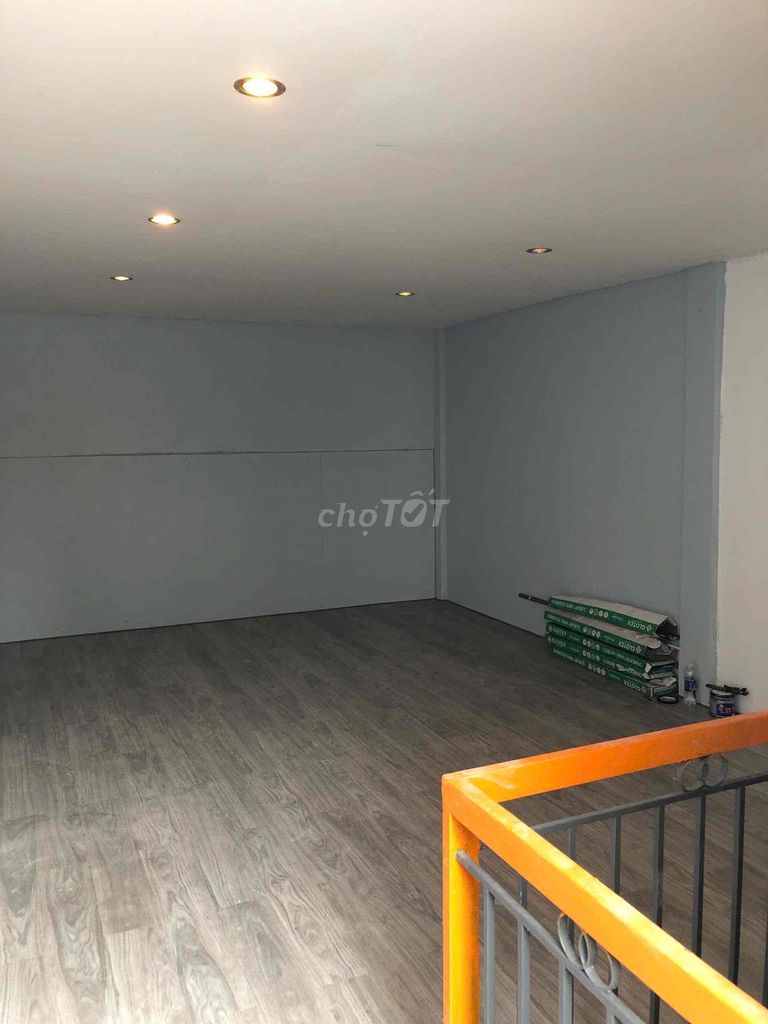 Spacious 2-Bedroom House Near Tam Ha Market