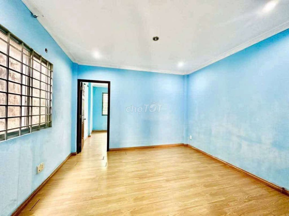 Near Bui Huu Nghia - Spacious 2-Bedroom House in Binh Thanh District