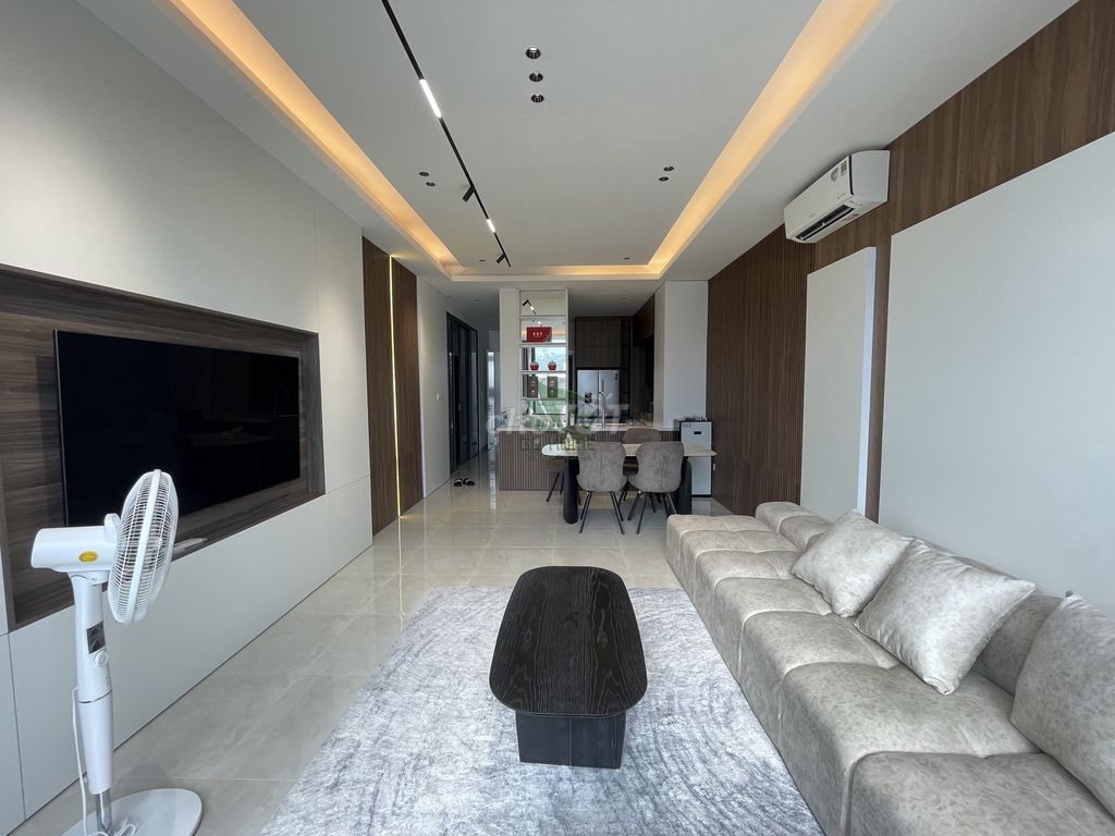 3-Story House with Elevator in My Gia