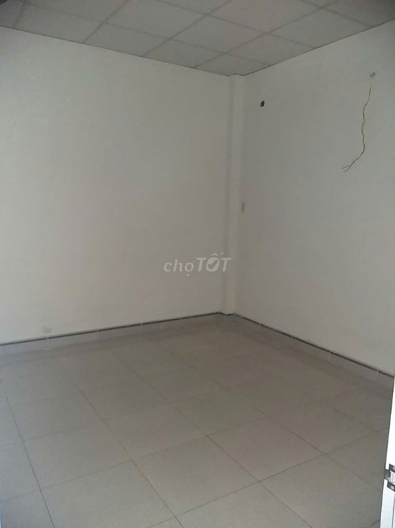 3-Bedroom House on Tam Da Road, Accessible by Car Alley