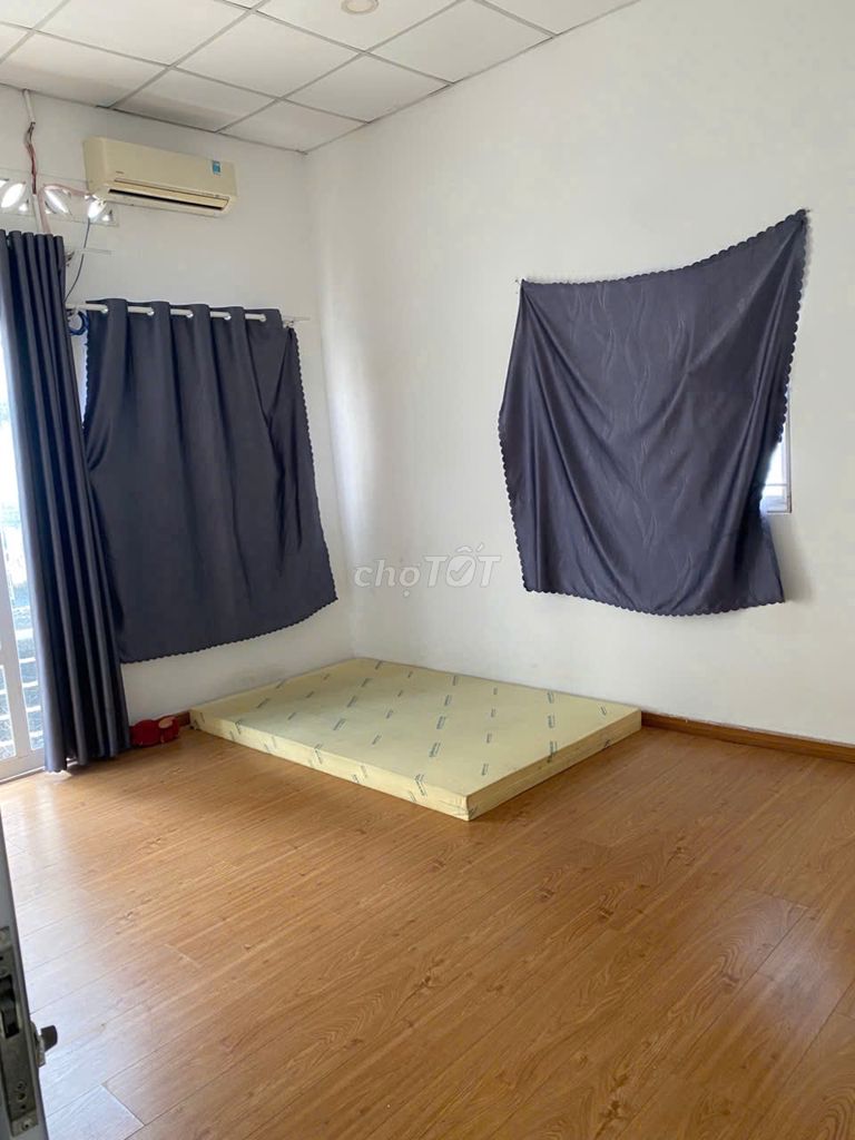 3-Story House on Hung Vuong Street Q5