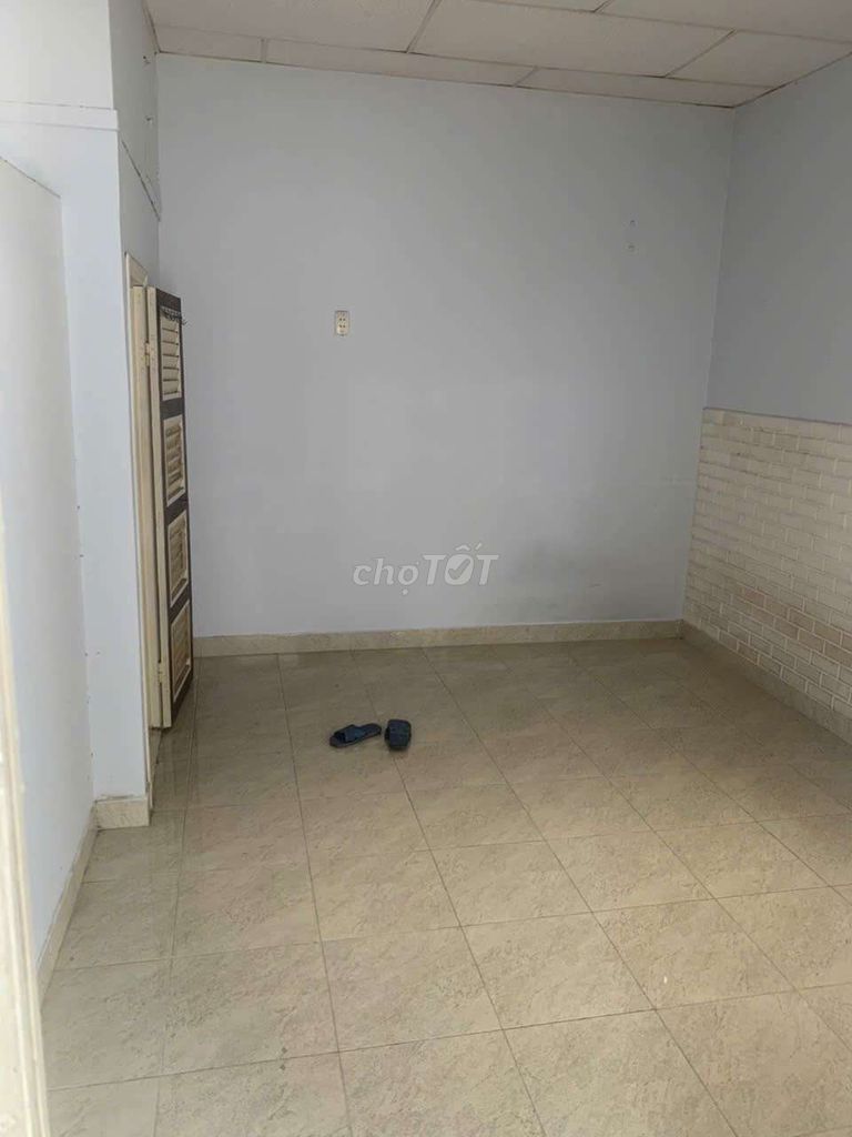 Spacious 3-Bedroom House in District 1