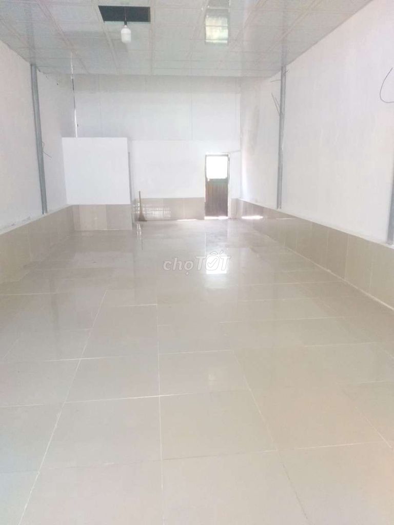 Large Commercial Space Near Attractions in Tan Phu