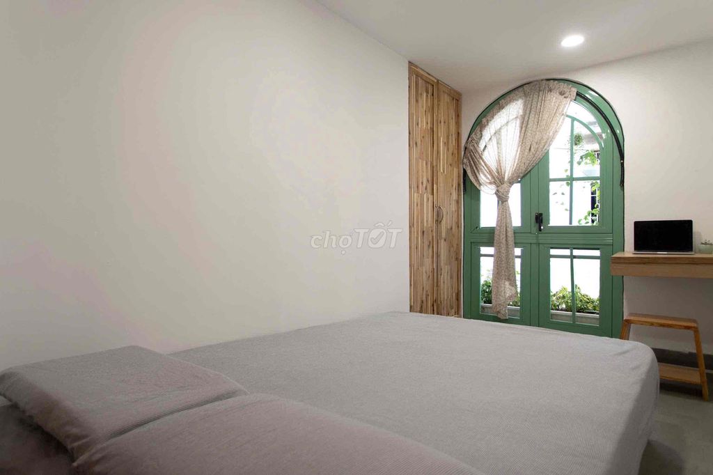 Modern 2-Bedroom House with Full Furniture