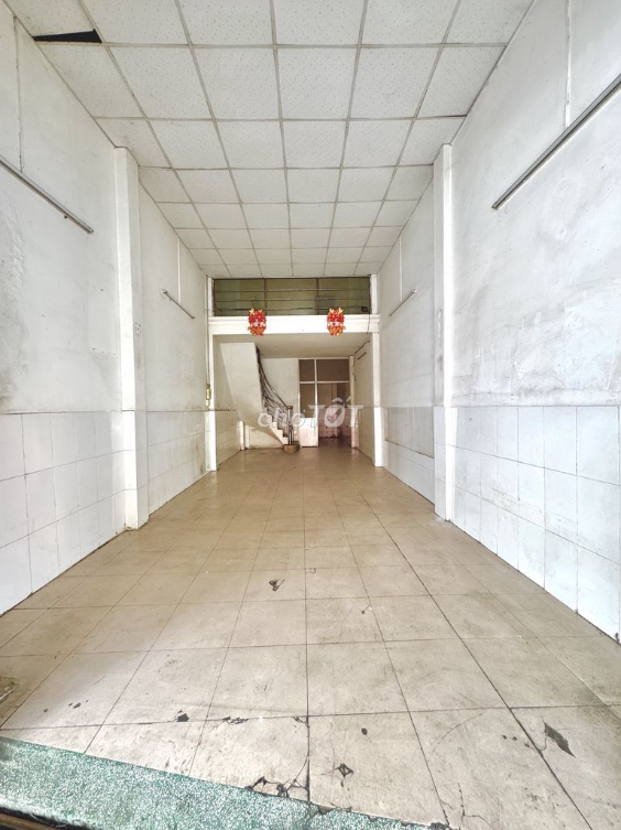 Spacious Commercial Space on Xuân Hồng Street, Tân Bình District