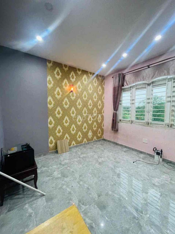 2-Story Corner House with 4 Bedrooms in Tăng Nhơn Phú A Ward, District 9
