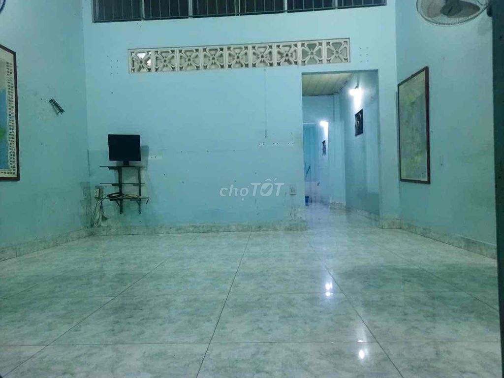 Modern 3BR House Near University, Truck Access