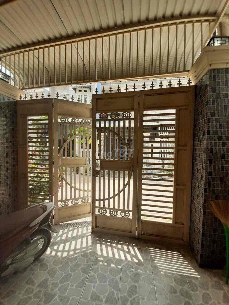 Modern Two-Bedroom House Near Di An Market