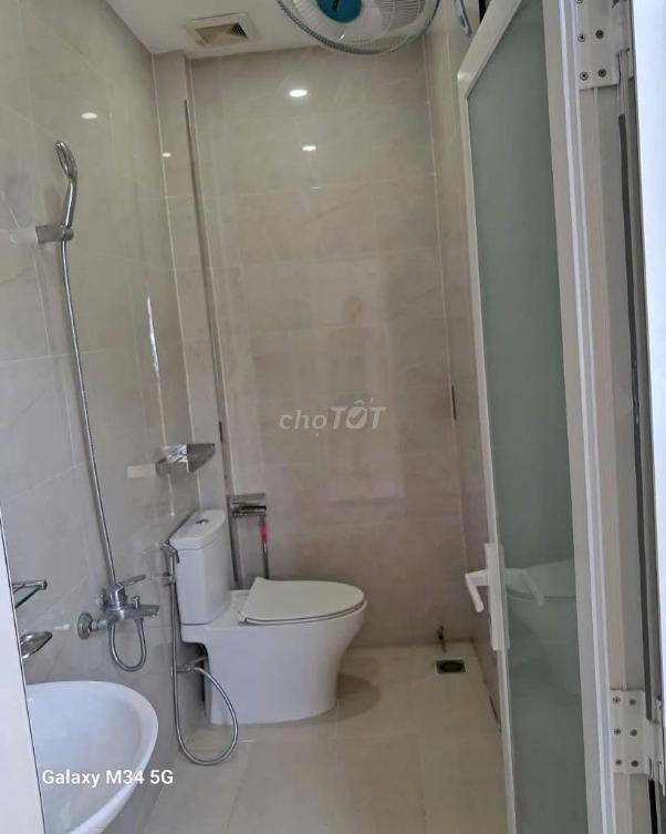 Spacious Tan Huong Townhouse - 4 Bedrooms, Elevator