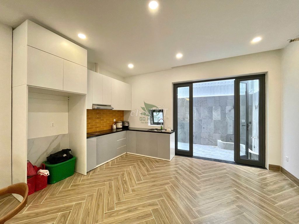 Modern 3-Bedroom House with Full Furniture