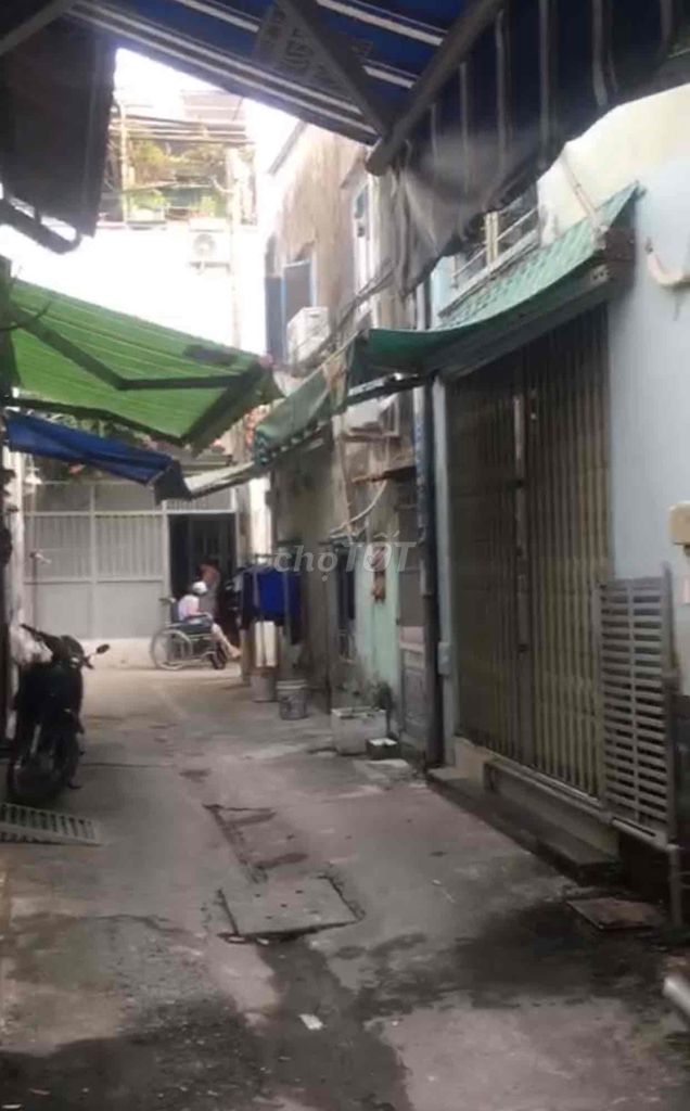 1-Bedroom House with AC near Markets