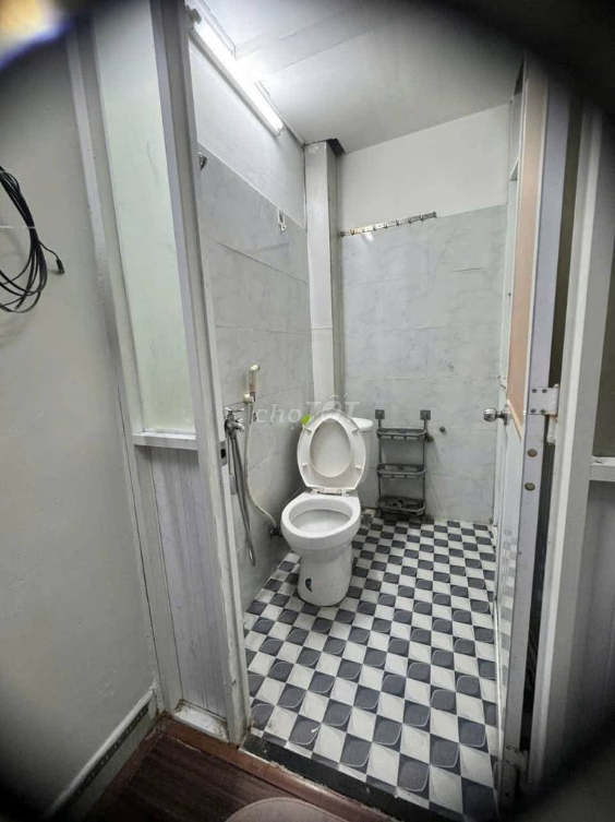 Spacious 2-Bedroom Rental in Central Location