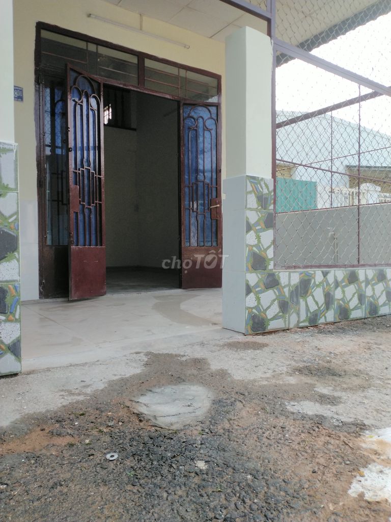 Spacious House with Dual Car Access
