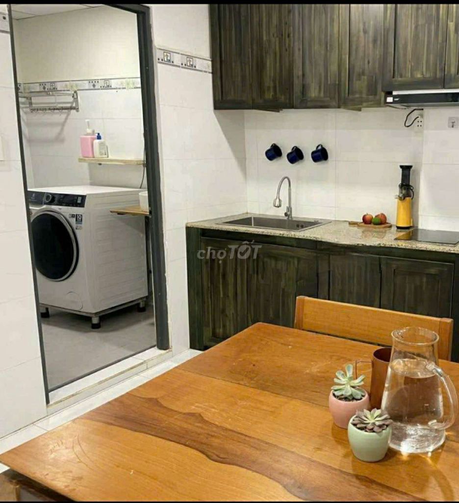 Modern Townhouse with 2 Bedrooms in District 3