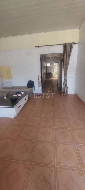 Spacious 4-Room House Near UNETI for Students