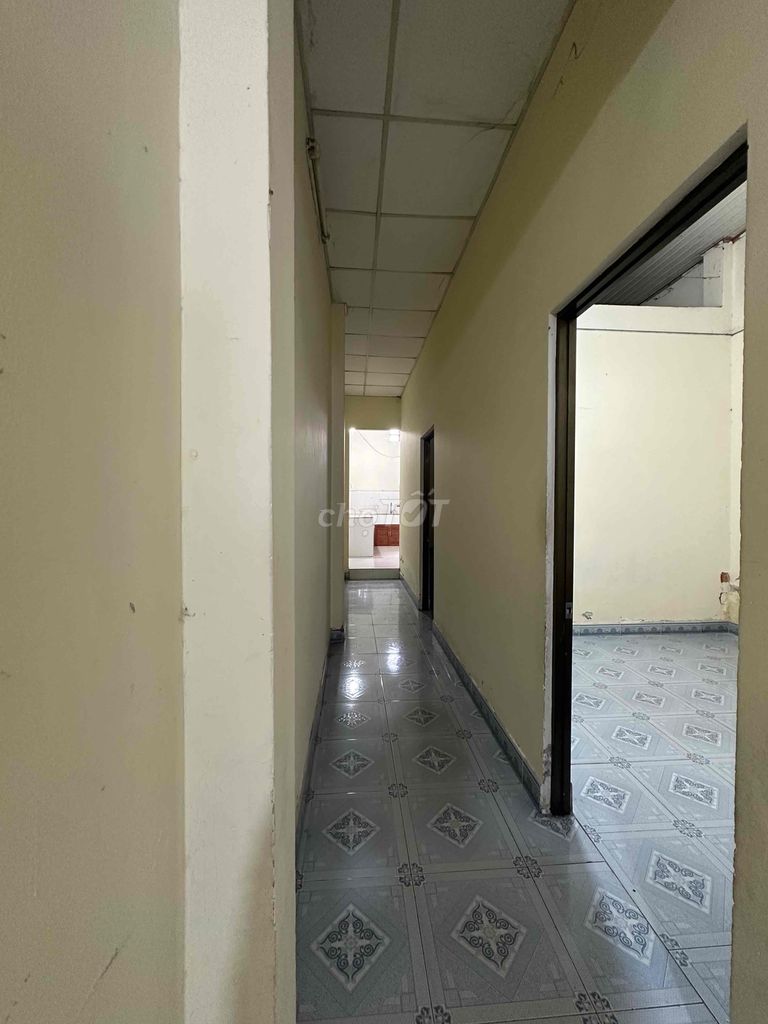 Spacious 100m2 House Near Di An Market