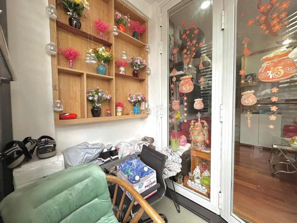 3-Bedroom House with Business Potential on Tran Binh Trong
