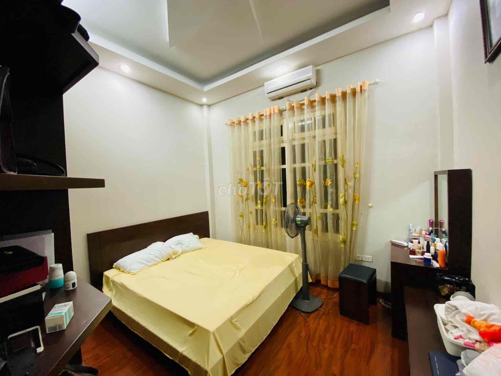 4-Bedroom House near Vong Dong Tam Street, Fully Furnished