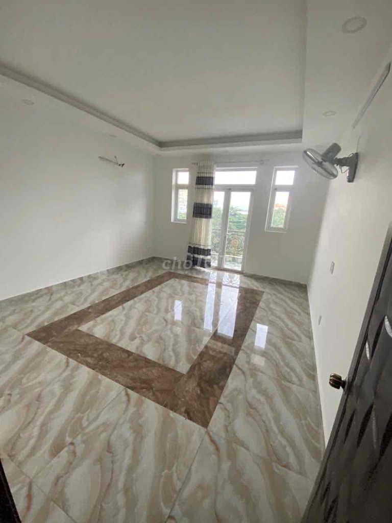 5-Story Commercial Building with Elevator on Ly Thuong Kiet
