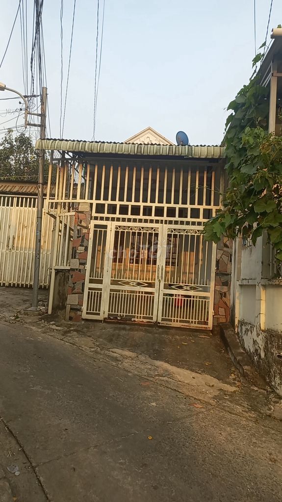 2-Bedroom House Near Bach Dang Walking Street