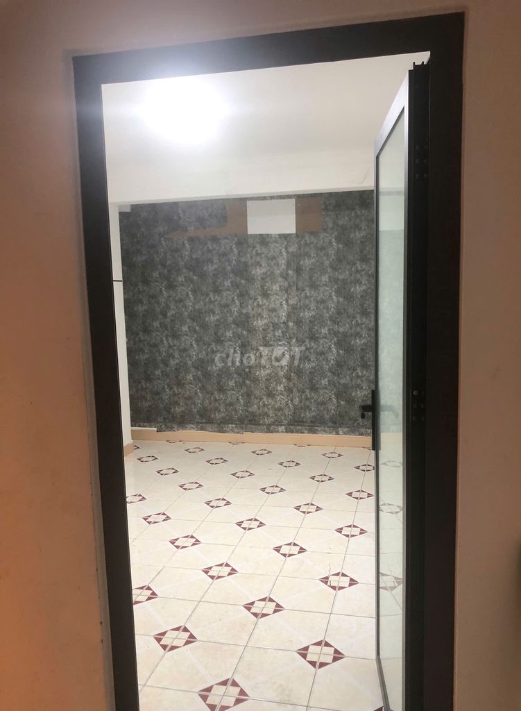 Modern Commercial Space on Le Hong Phong Street
