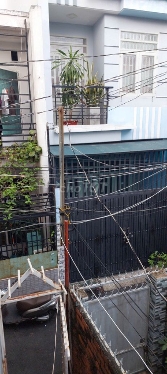 Spacious Rental House near Amenities in Go Vap District