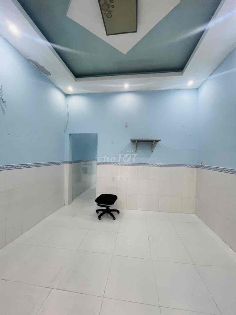 60m² House with Parking Near Lã Xuân Oai