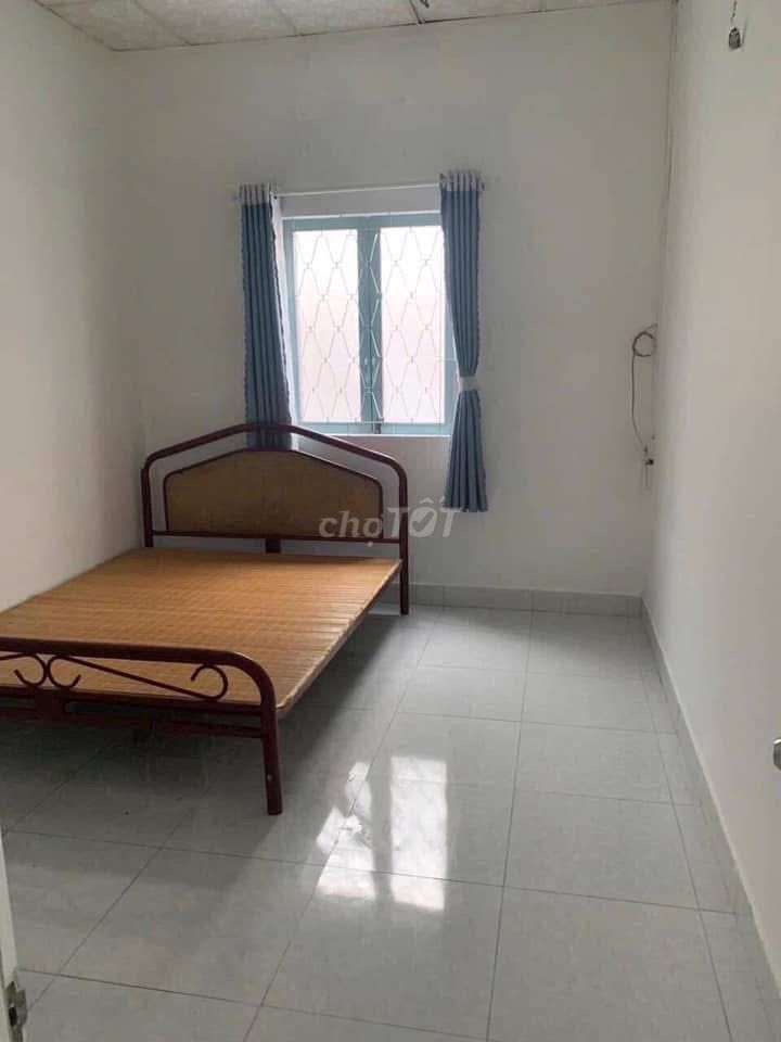 2-Bedroom House with Parking in Thu Duc