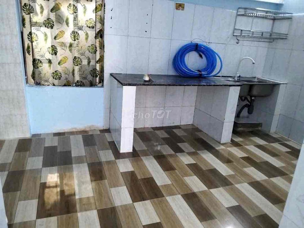 Shophouse with 1 Bedroom Near Market