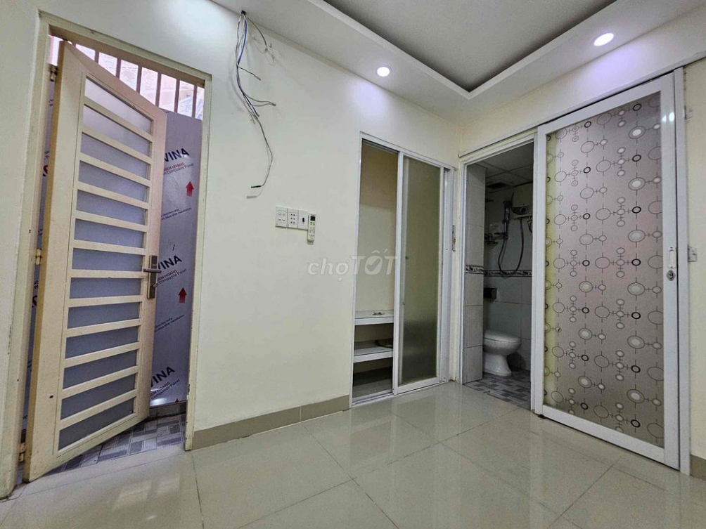 Newly Renovated Ground Floor + 1st Floor Rental Property