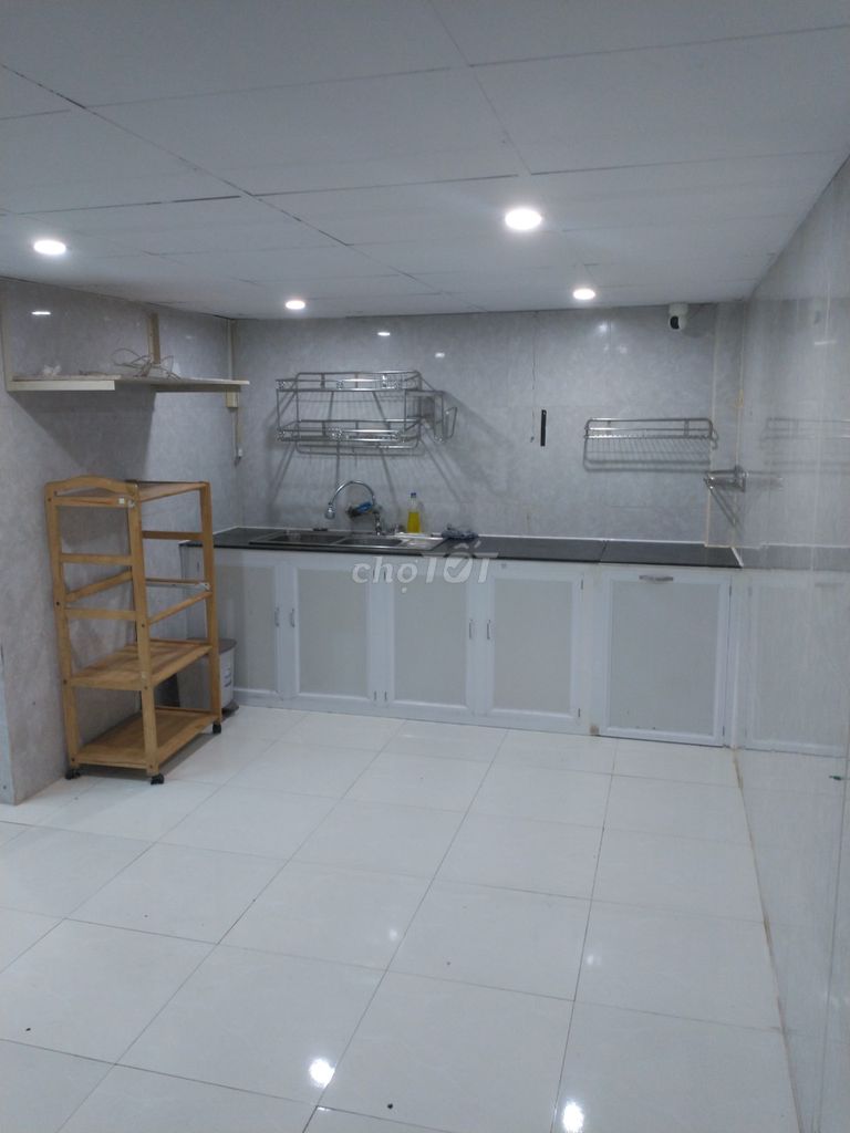 75m² House Near Hospital with Basic Furnishings