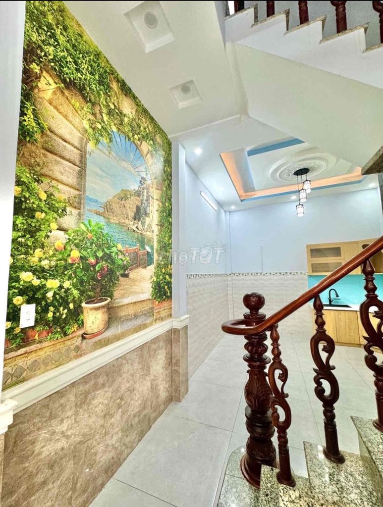 Modern 3-Bedroom Townhouse Near Aeon Mall