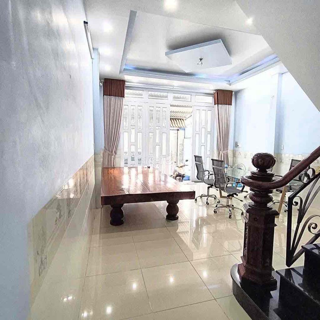 Spacious Two-Story House with Car Parking