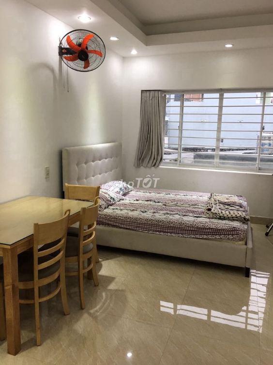 Fully Furnished 3-Bedroom Property with Multiple Living Spaces