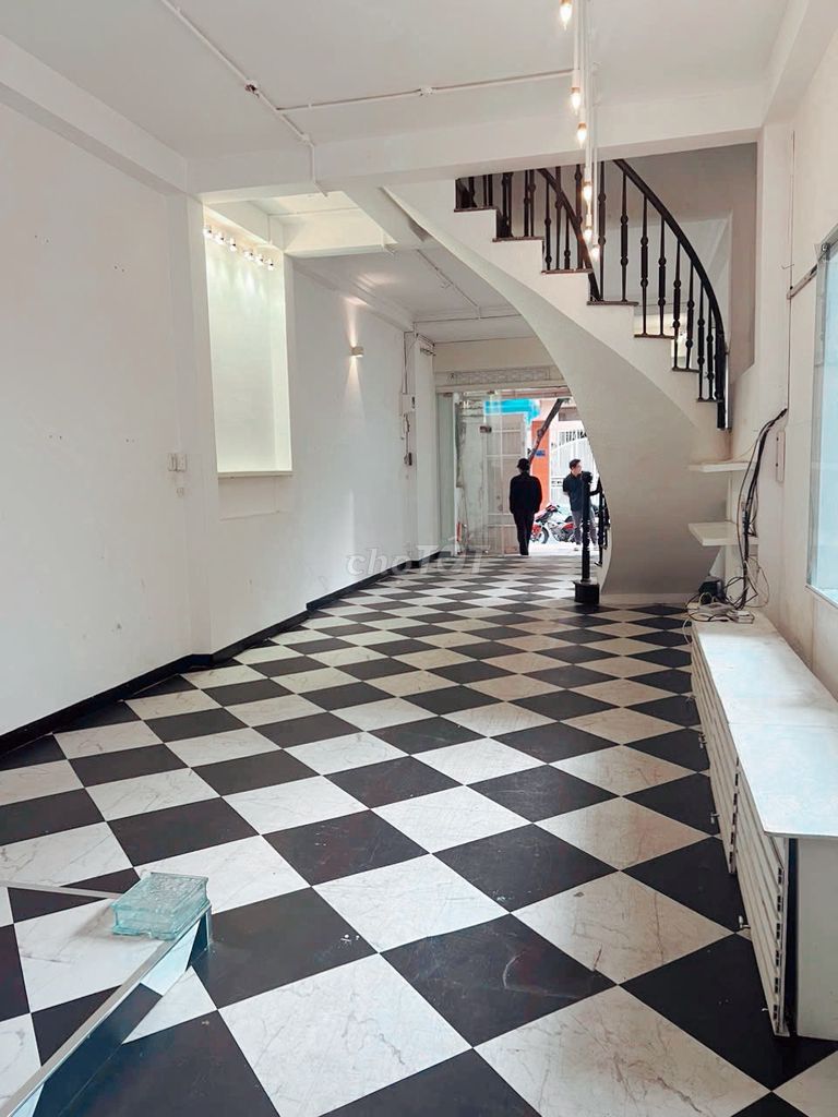 Corner House with Two Entrances in Binh Thanh