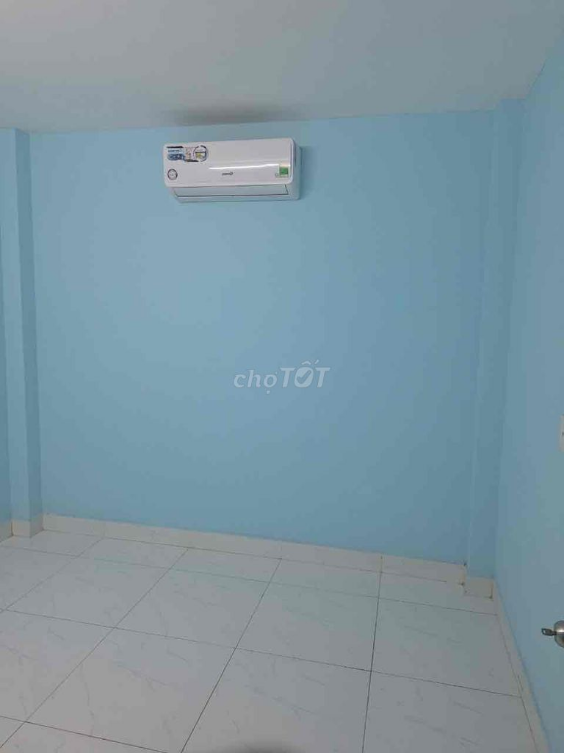Spacious Rental in Tan Chanh Hiep, Q12 - Container Road Access