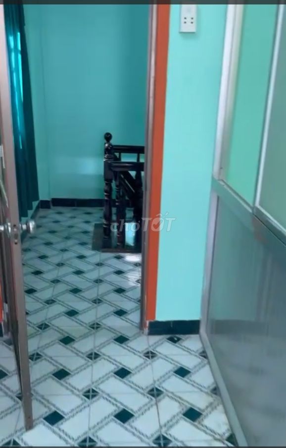 Spacious 2BR Townhouse with Car Access