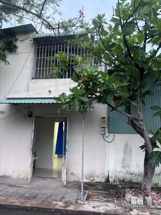 Small House with 1 Living Room, Kitchen, Bedroom, and Balcony