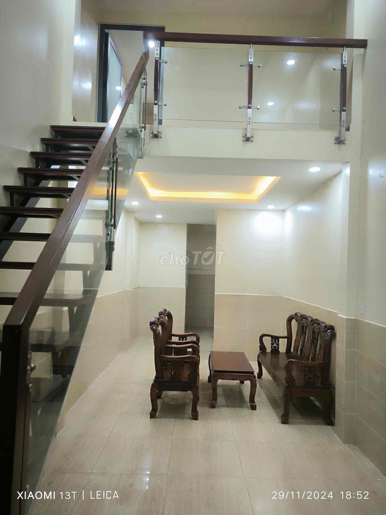 Modern 1-Bedroom House with Parking in Tan Phu